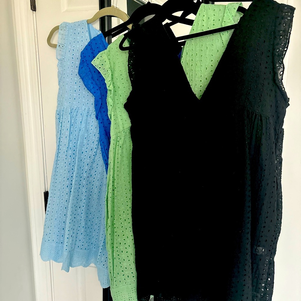 (4) baby doll style dress all size medium, never worn!